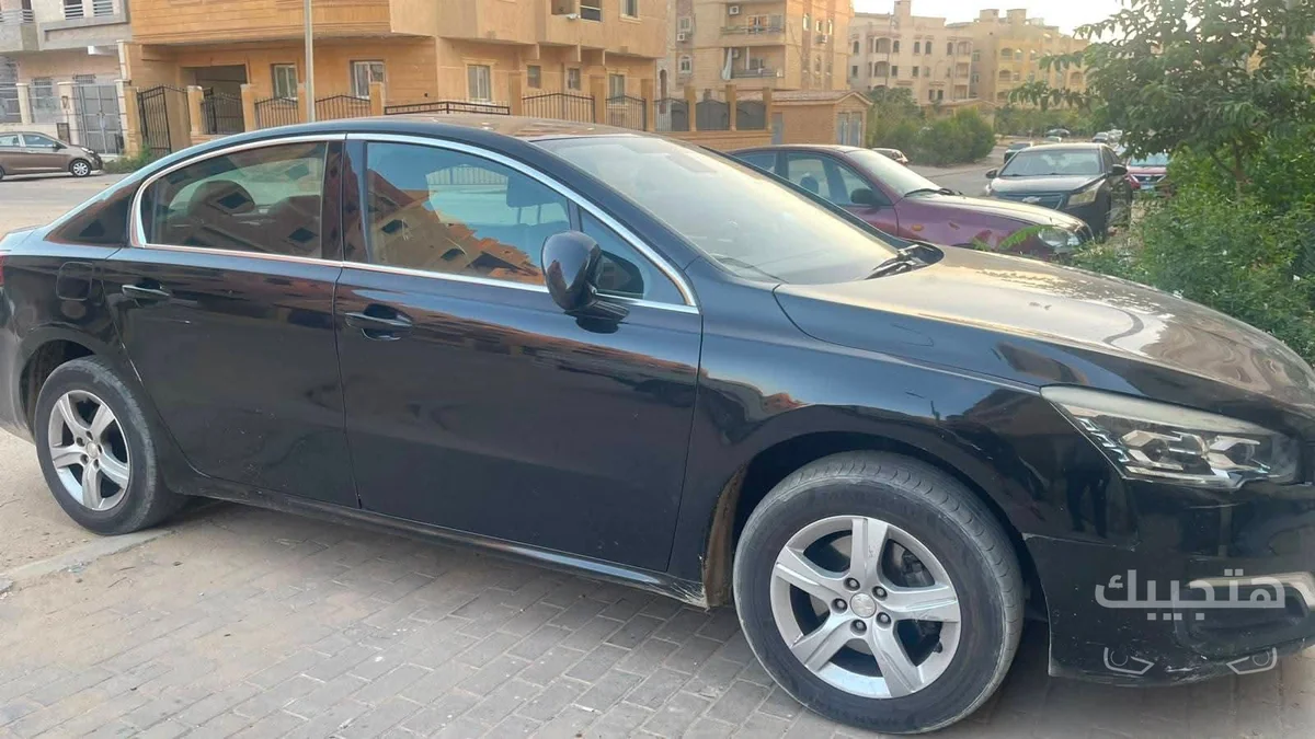 side and front view of 2015 Peugeot 508