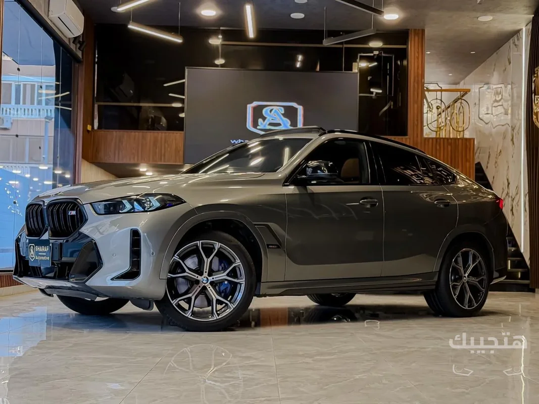 side and front view of 2024 BMW X6