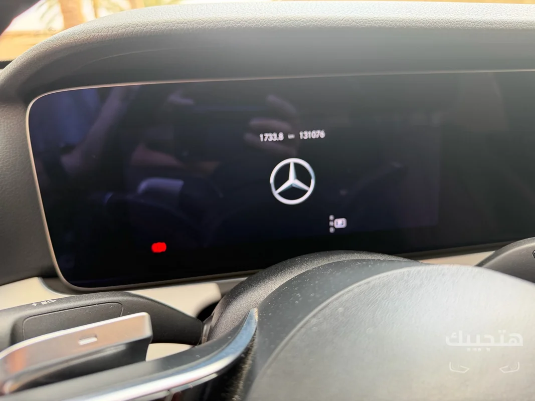 Interior view of 2022 Mercedes-Benz E200