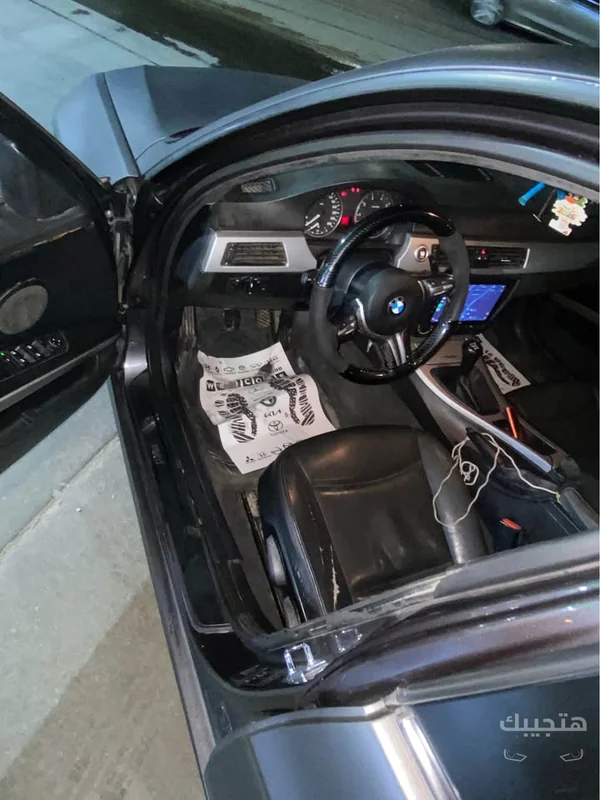Interior view of 2007 BMW 316i