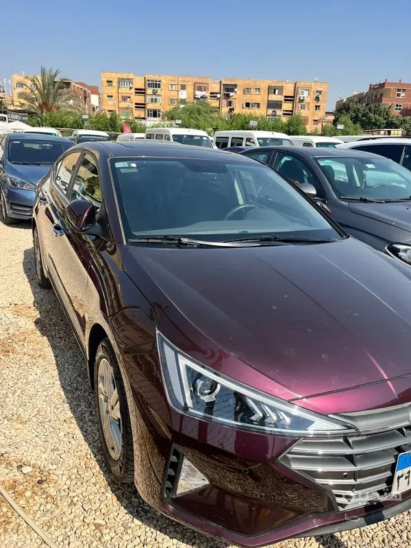 Front and side view of 2025 Hyundai Elantra