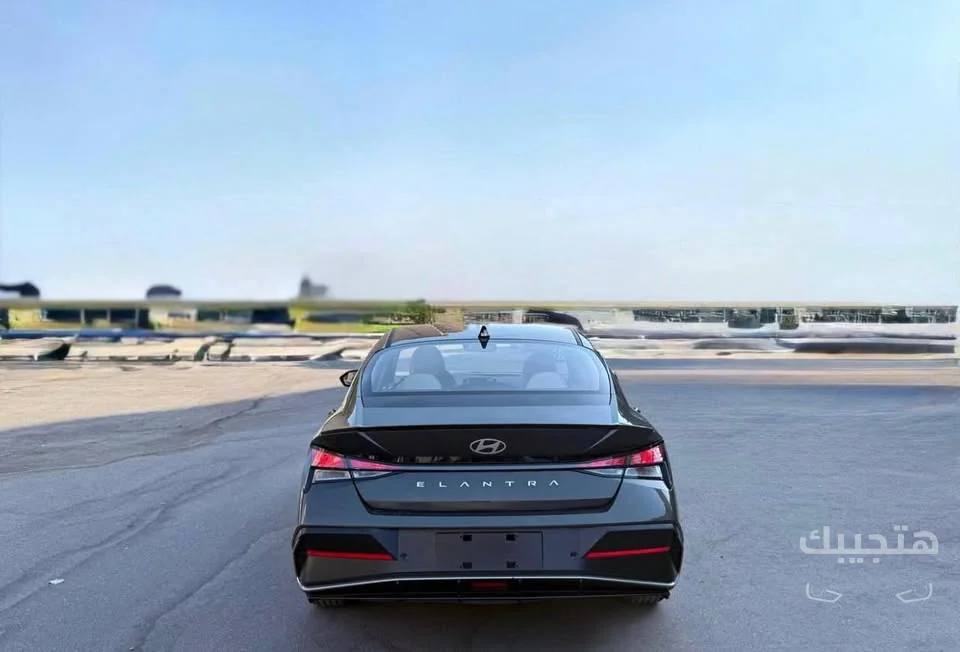 Rear view of 2025 Hyundai Elantra