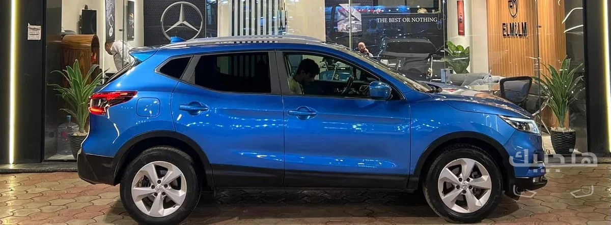 side view of 2019 Nissan Qashqai