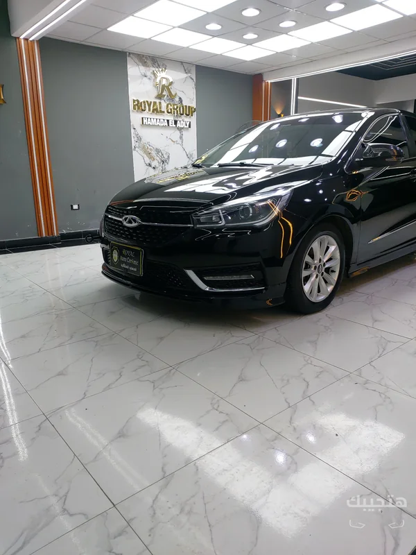 Front and side view of 2020 Chery Arrizo 5