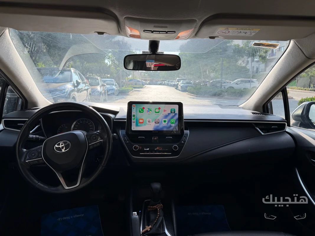 Interior view of 2020 Toyota Corolla