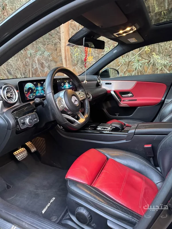 Interior view of 2019 Mercedes-Benz A200