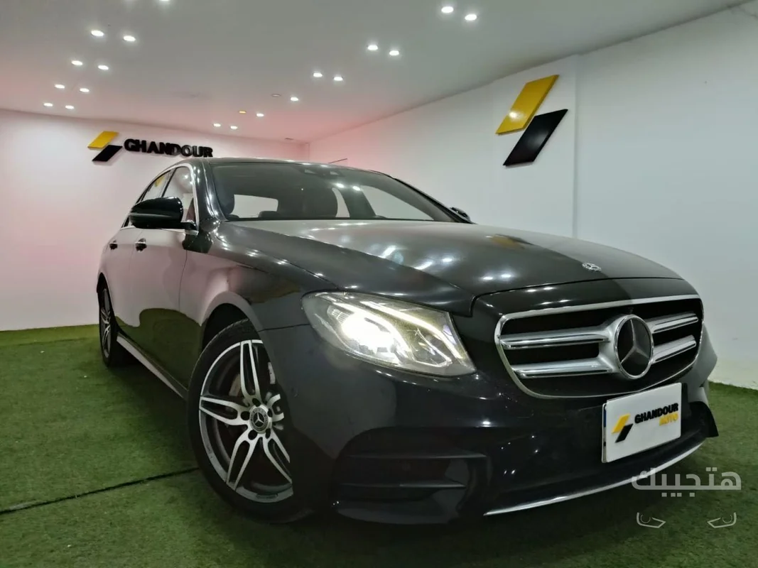 Front and side view of 2018 Mercedes-Benz E300