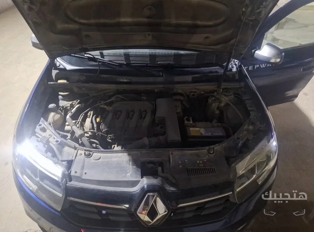 Front view of 2019 Renault Sandero