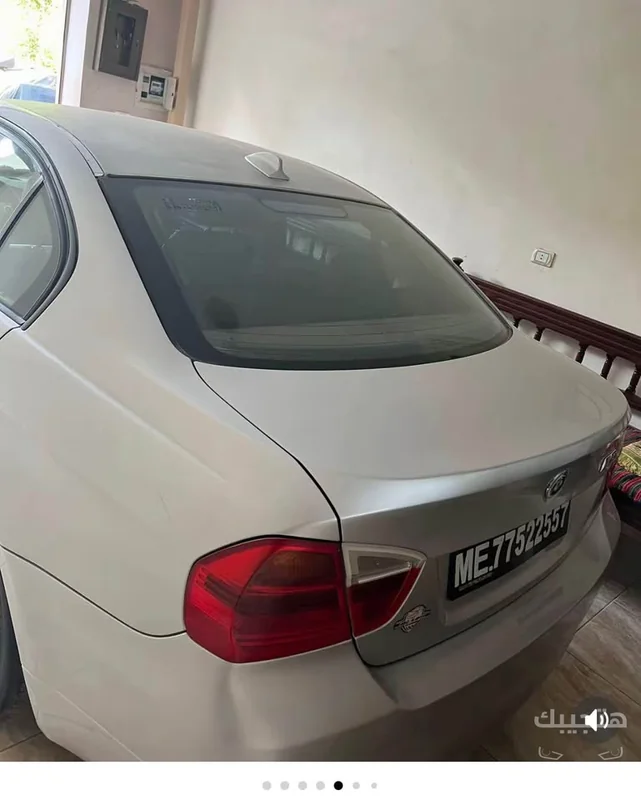 Rear view of 2007 BMW 320i