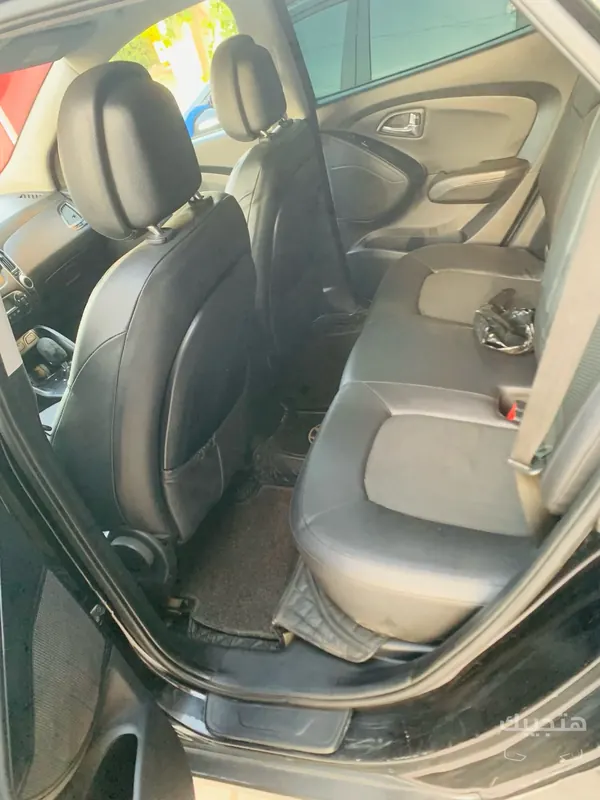 Interior view of 2014 Hyundai iX 35