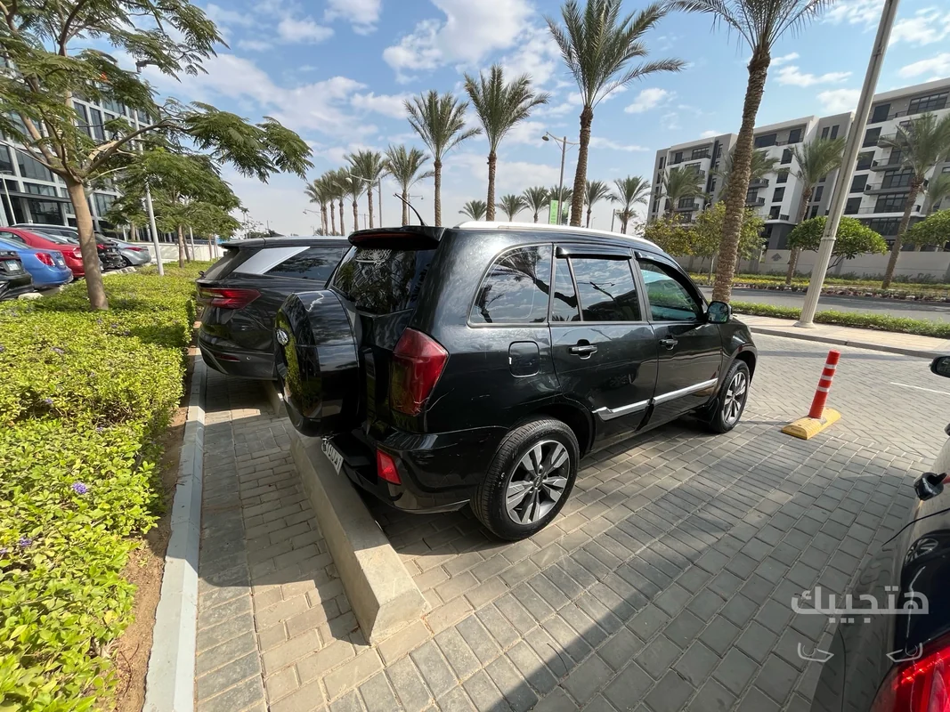 side, Rear and interior view of 2020 Chery Tiggo 3