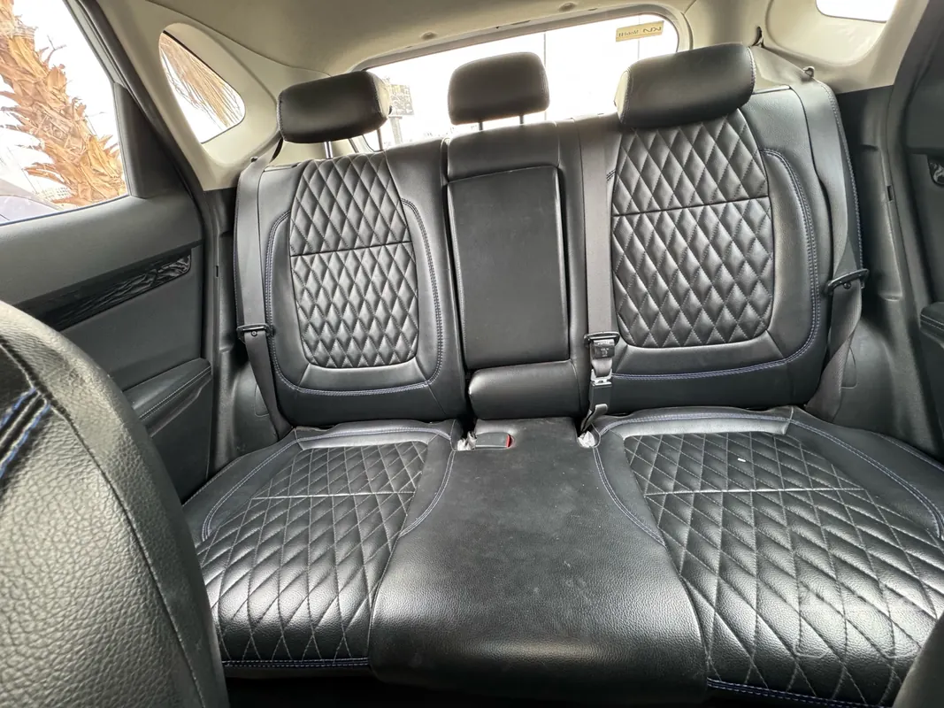 Interior view of 2025 Kia Seltos