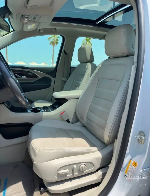 Interior view of 2022 GMC Terrain