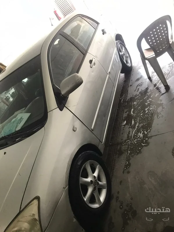 side view of 2005 Toyota Corolla
