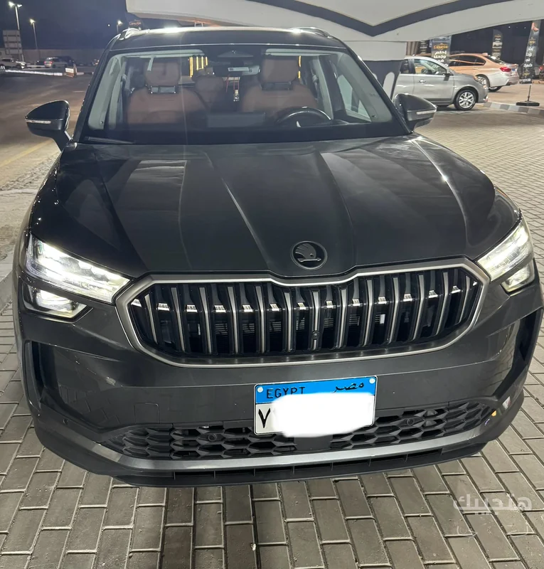 Front view of 2025 Skoda Kodiaq