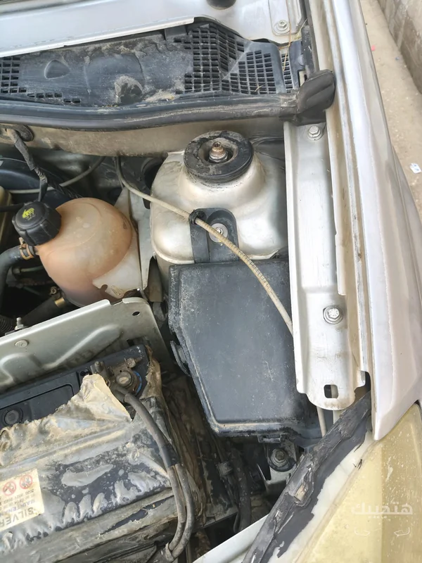 Interior view of 2013 Renault Sandero