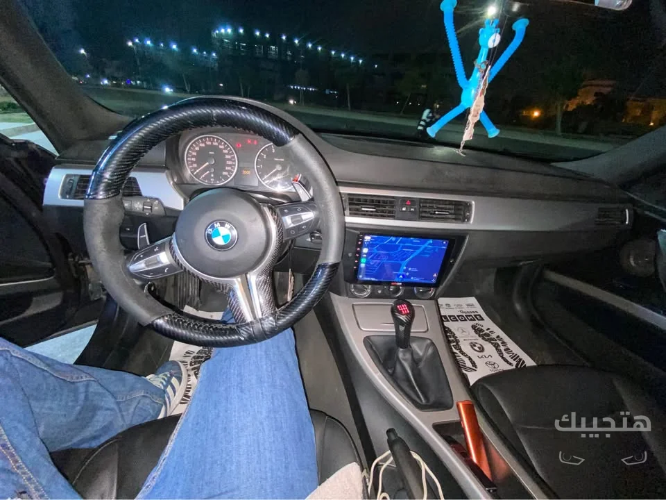 Interior view of 2007 BMW 316i