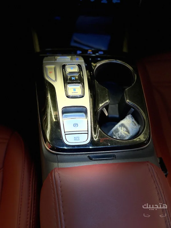 Interior view of 2022 Hyundai Tucson