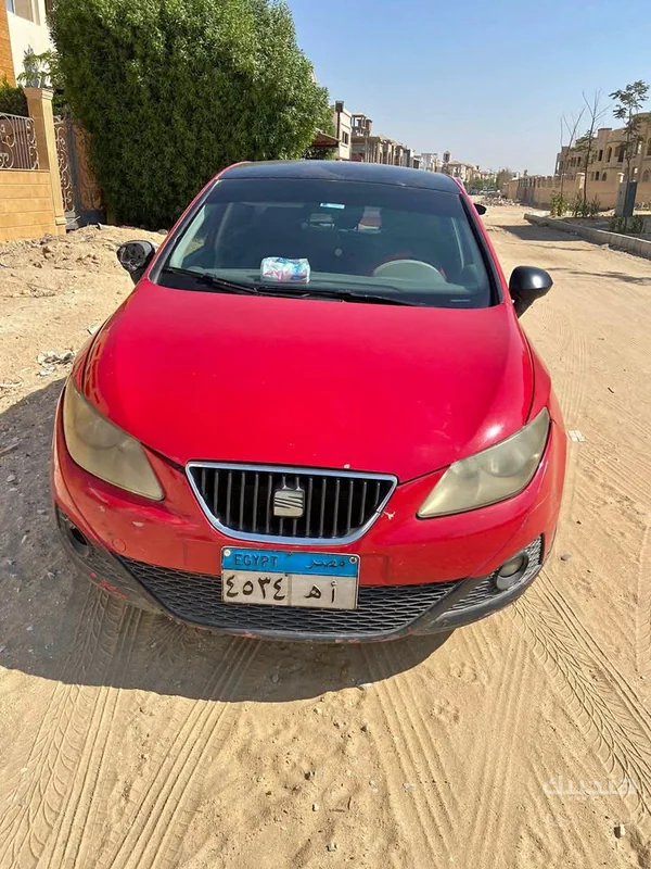 Front view of 2012 SEAT Ibiza